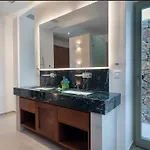 וילה Eleonas Paros Estate - With Private Pools Or Jacuzzi & Professional Tennis Court