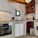 Eleonas Paros Estate - With Private Pools Or Jacuzzi & Professional Tennis Court וילה
