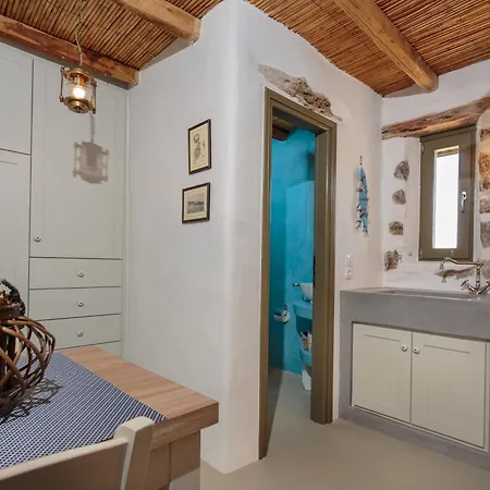 Eleonas Paros Estate - With Partially Private Pools & Professional Tennis Court * 드리오스