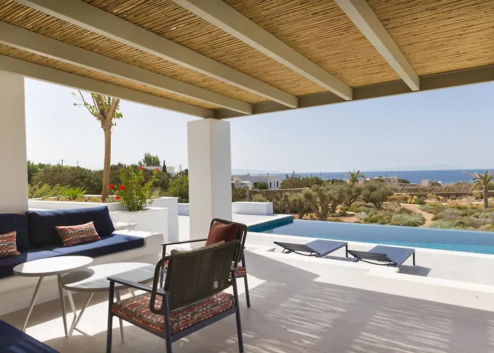 Eleonas Paros Estate - With Partially Private Pools & Professional Tennis Court Βίλα