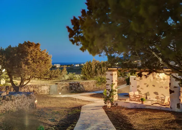 Eleonas Paros Estate - With Partially Private Pools & Professional Tennis Court Βίλα Δρυός