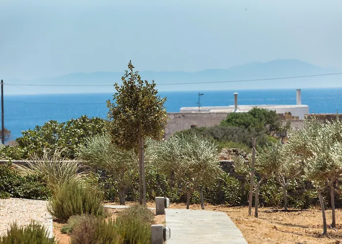 Eleonas Paros Estate - With Partially Private Pools & Professional Tennis Court Βίλα