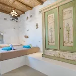 Eleonas Paros Estate - With Private Pools Or Jacuzzi & Professional Tennis Court * Drios