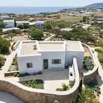 Eleonas Paros Estate - With Private Pools Or Jacuzzi & Professional Tennis Court Villa Drios