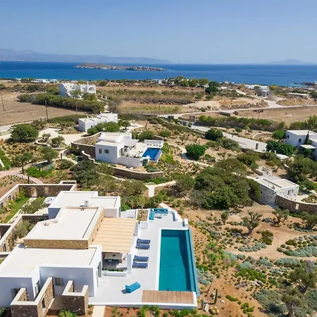Eleonas Paros Estate - With Partially Private Pools & Professional Tennis Court Drios