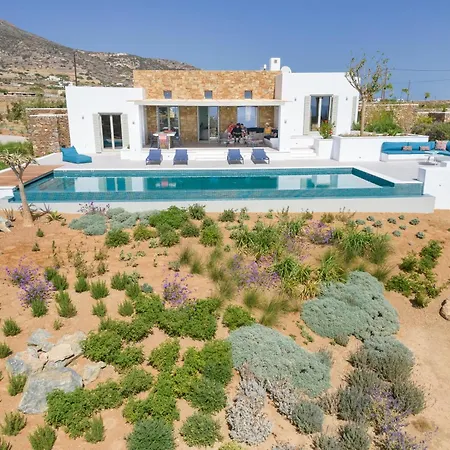 Eleonas Paros Estate - With Partially Private Pools & Professional Tennis Court Villa Drios