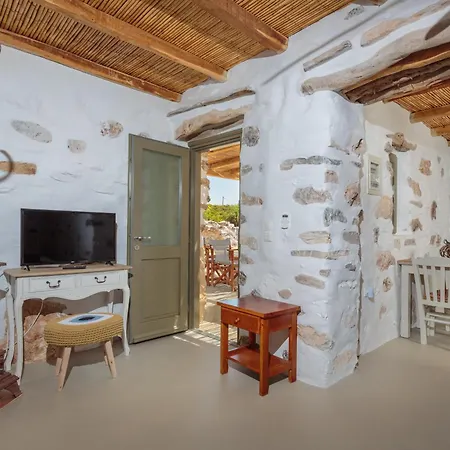 Eleonas Estate - With Partially Private Pools & Professional Tennis Court