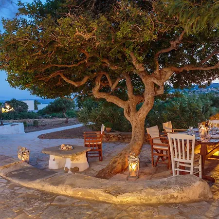 فيلة Eleonas Paros Estate - With Private Pools Or Jacuzzi & Professional Tennis Court