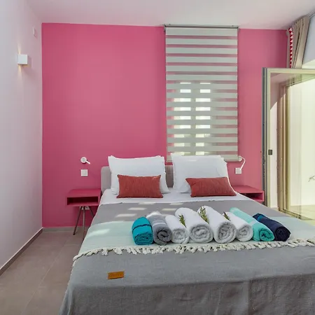 فيلة Eleonas Paros Estate - With Private Pools Or Jacuzzi & Professional Tennis Court دريوس