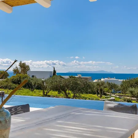 فيلة Eleonas Paros Estate - With Private Pools Or Jacuzzi & Professional Tennis Court *