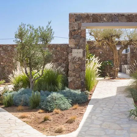 Eleonas Estate - With Partially Private Pools & Professional Tennis Court *