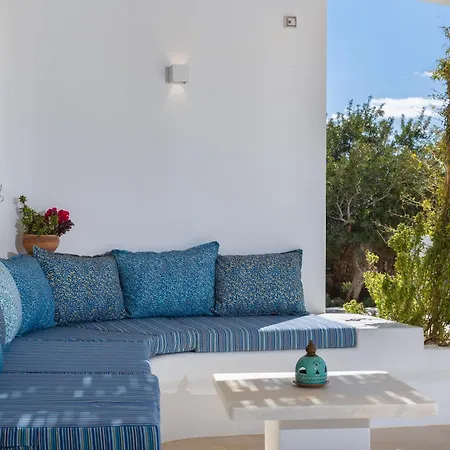 فيلة Eleonas Paros Estate - With Private Pools Or Jacuzzi & Professional Tennis Court *